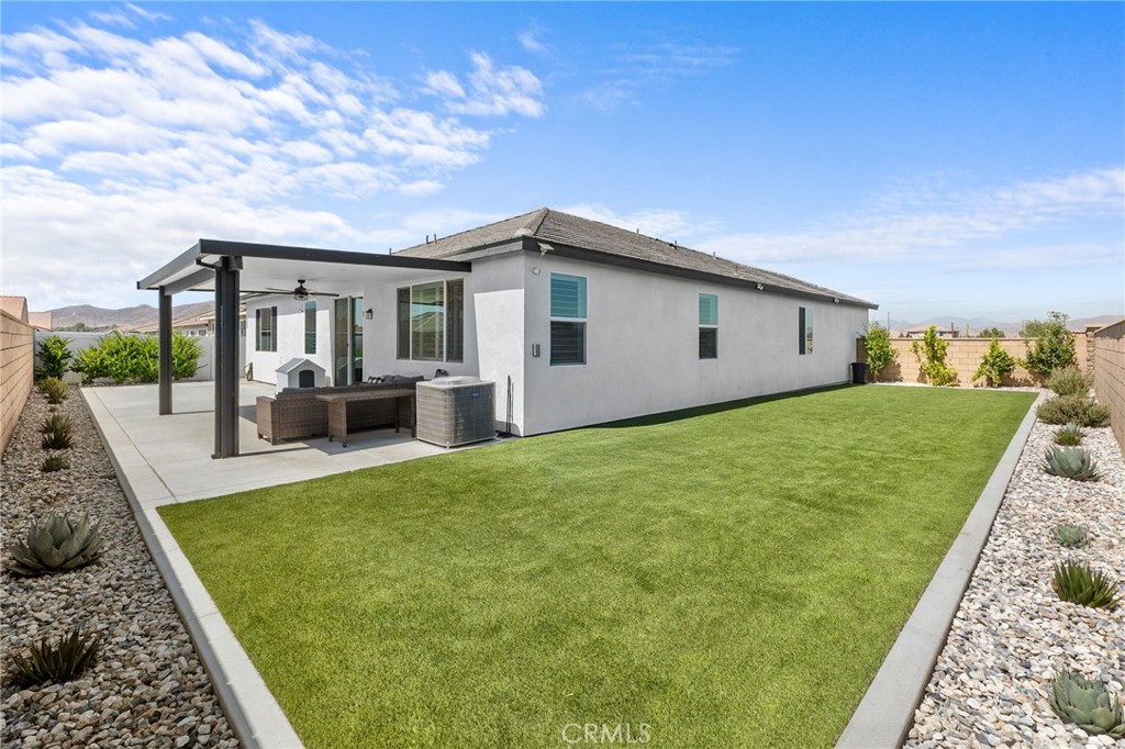 2431 Diamond Edge Road Perris, CA 92570 - Photo 5 of 30