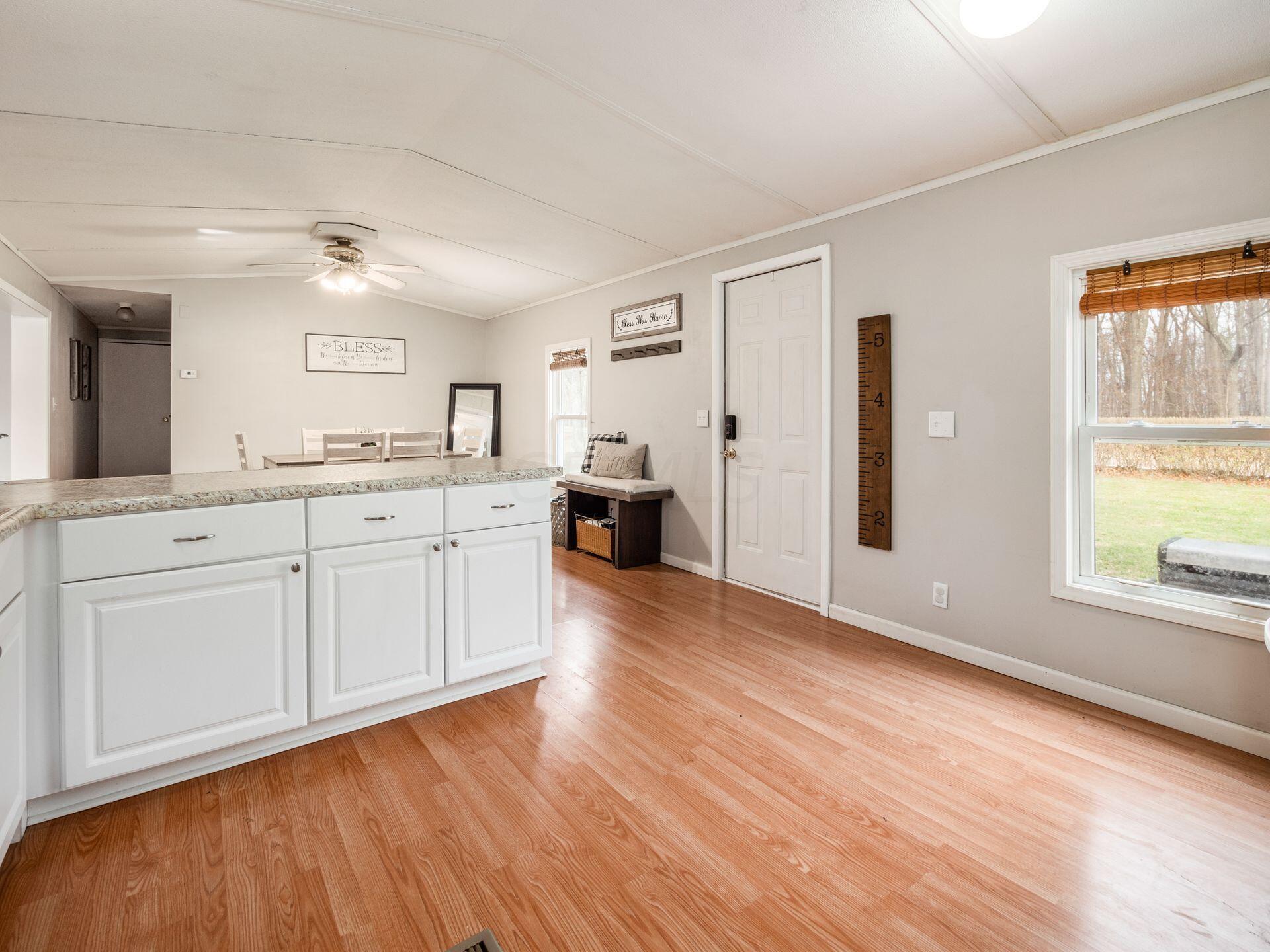 14344 Flint Ridge Road Glenford, OH 43739 - Photo 4 of 17 Entry Way