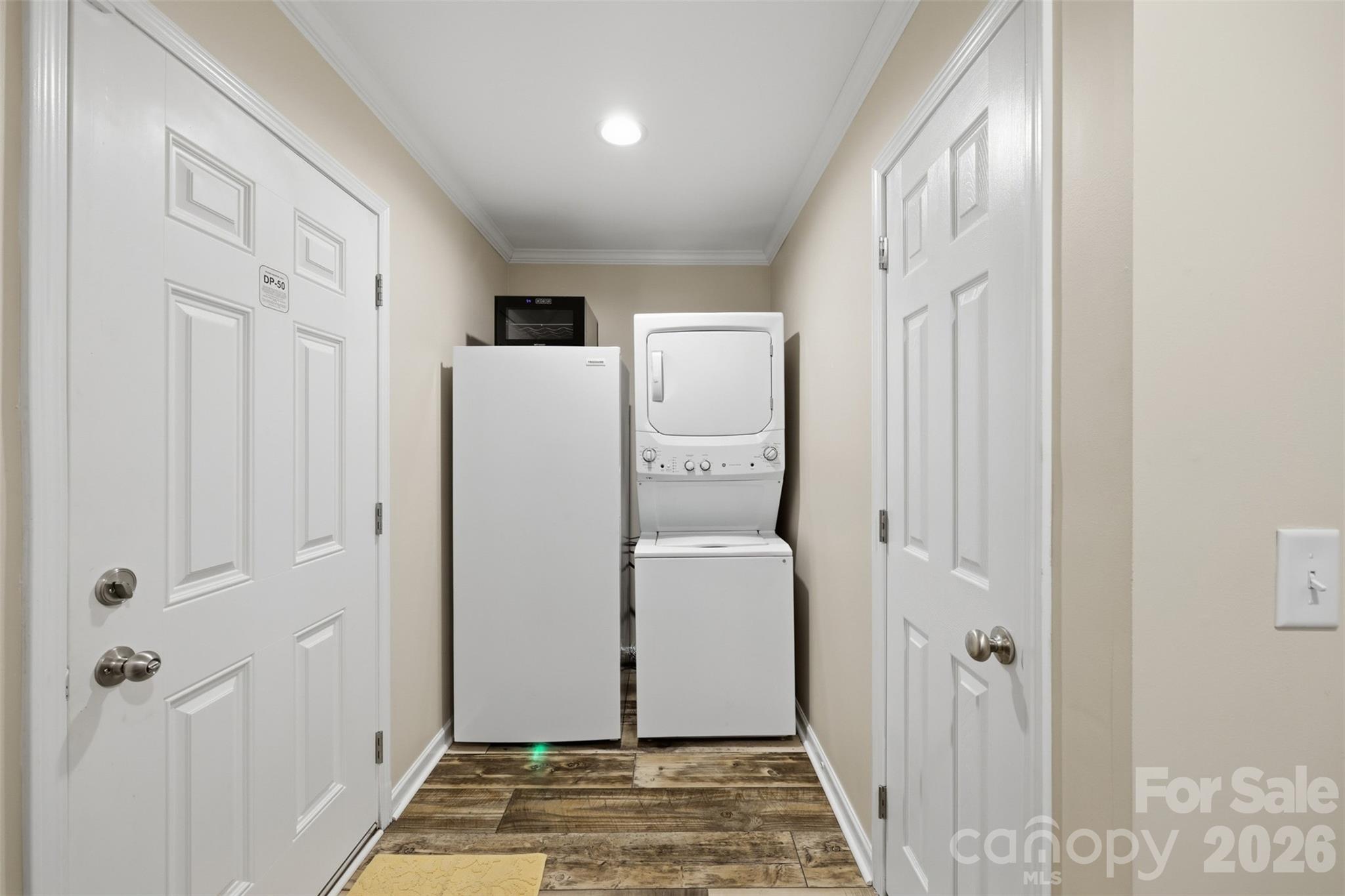 6591 George Hildebran School Road Hickory, NC 28602 - Photo 31 of 41 a view of a hallway with bathroom