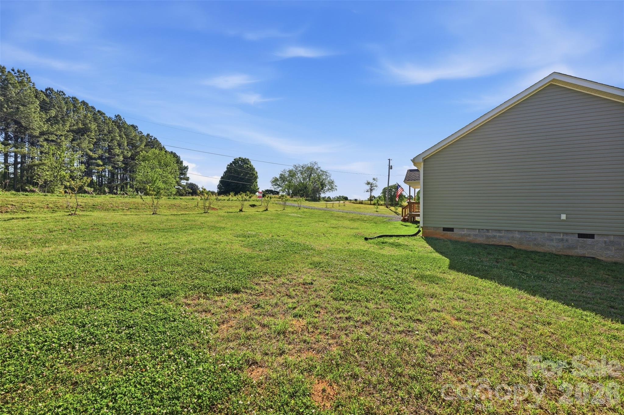 6591 George Hildebran School Road Hickory, NC 28602 - Photo 37 of 41 a yard with lots of green space
