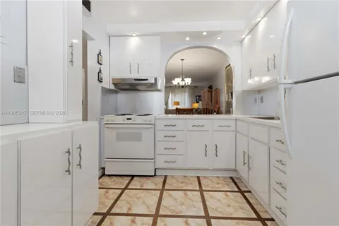 $130,000 | 1401 Northeast Miami Gardens Drive, Unit 287, Miami, FL 33179