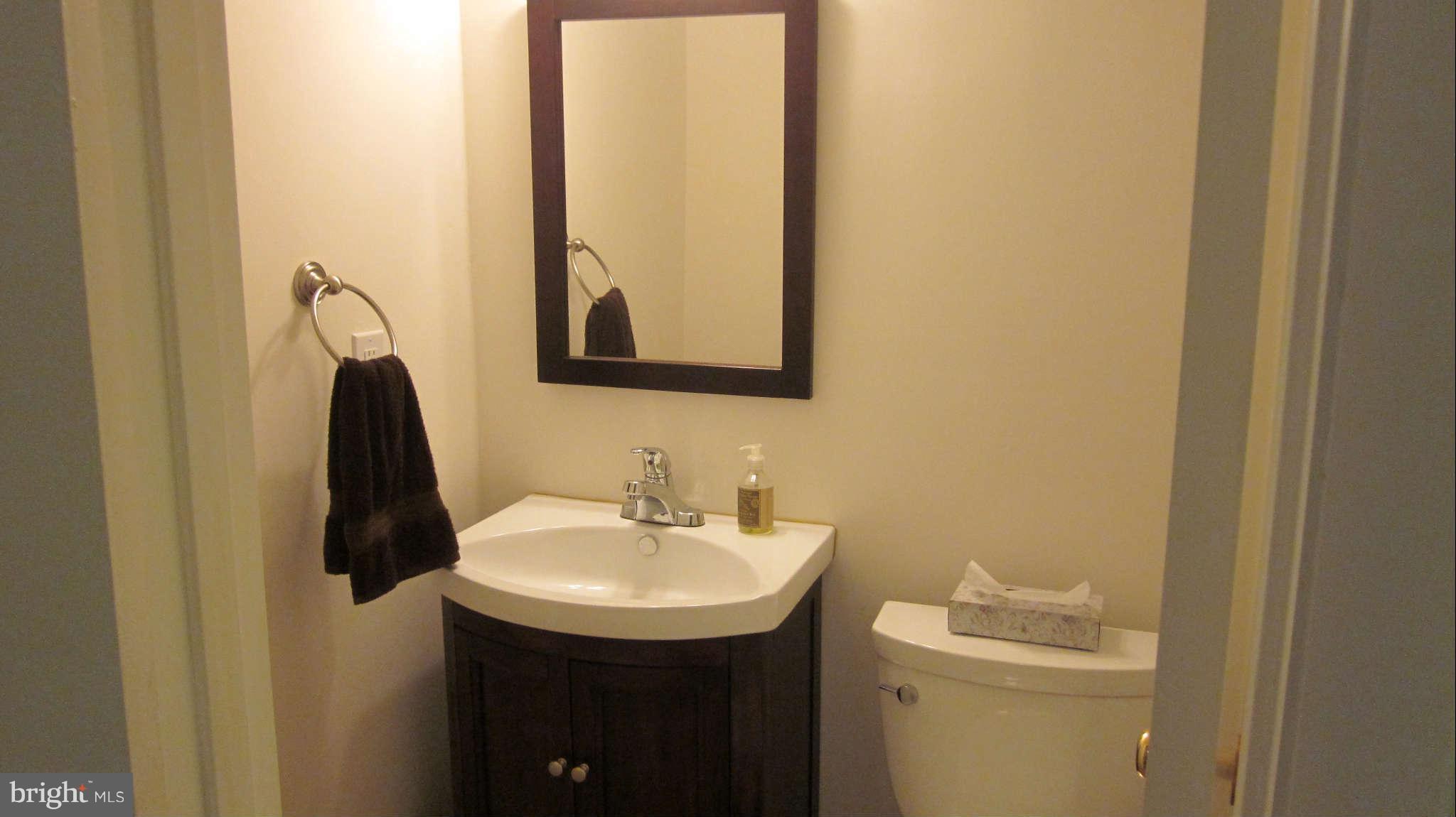 4808 Twinbrook Road Fairfax, VA 22032 - Photo 13 of 14 Bath