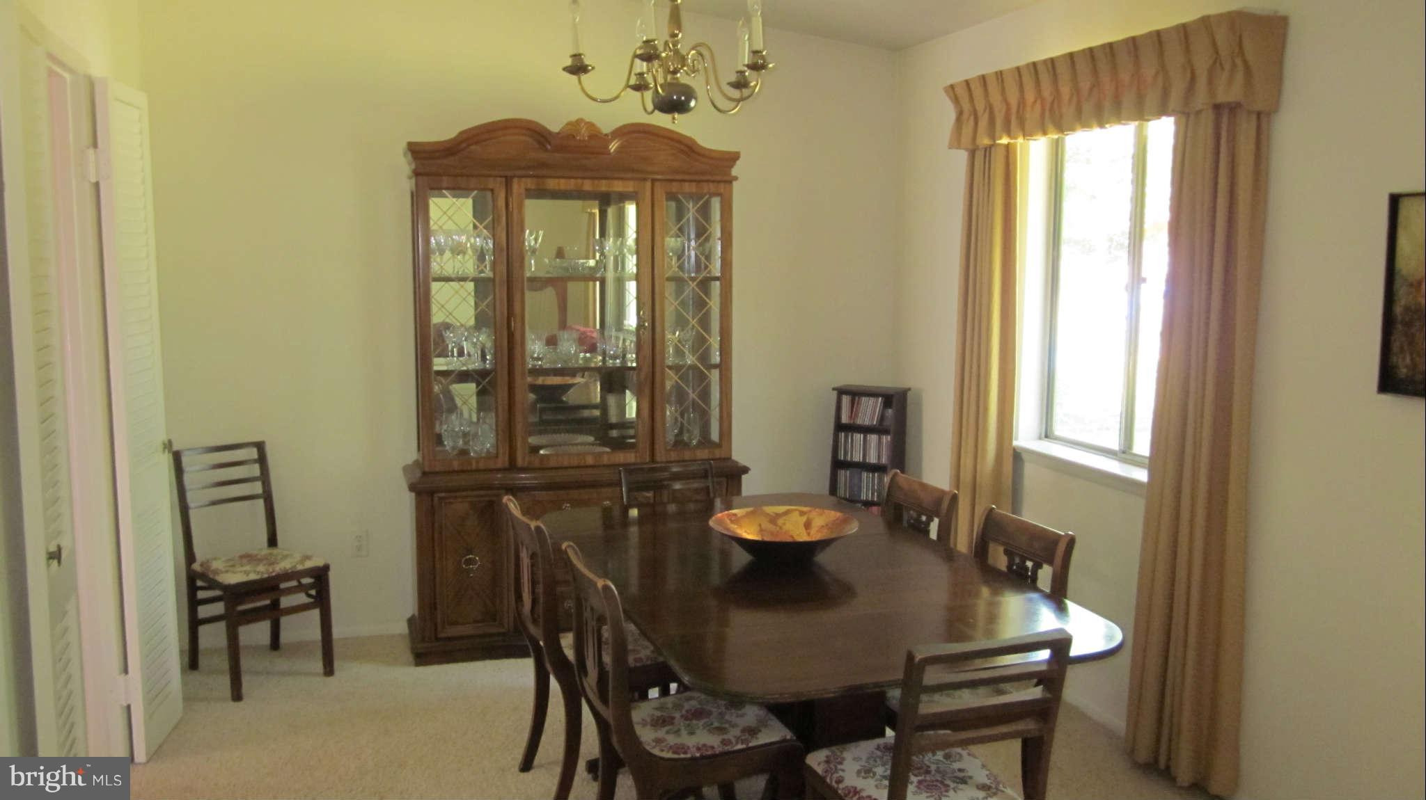 4808 Twinbrook Road Fairfax, VA 22032 - Photo 6 of 14 Dining Room