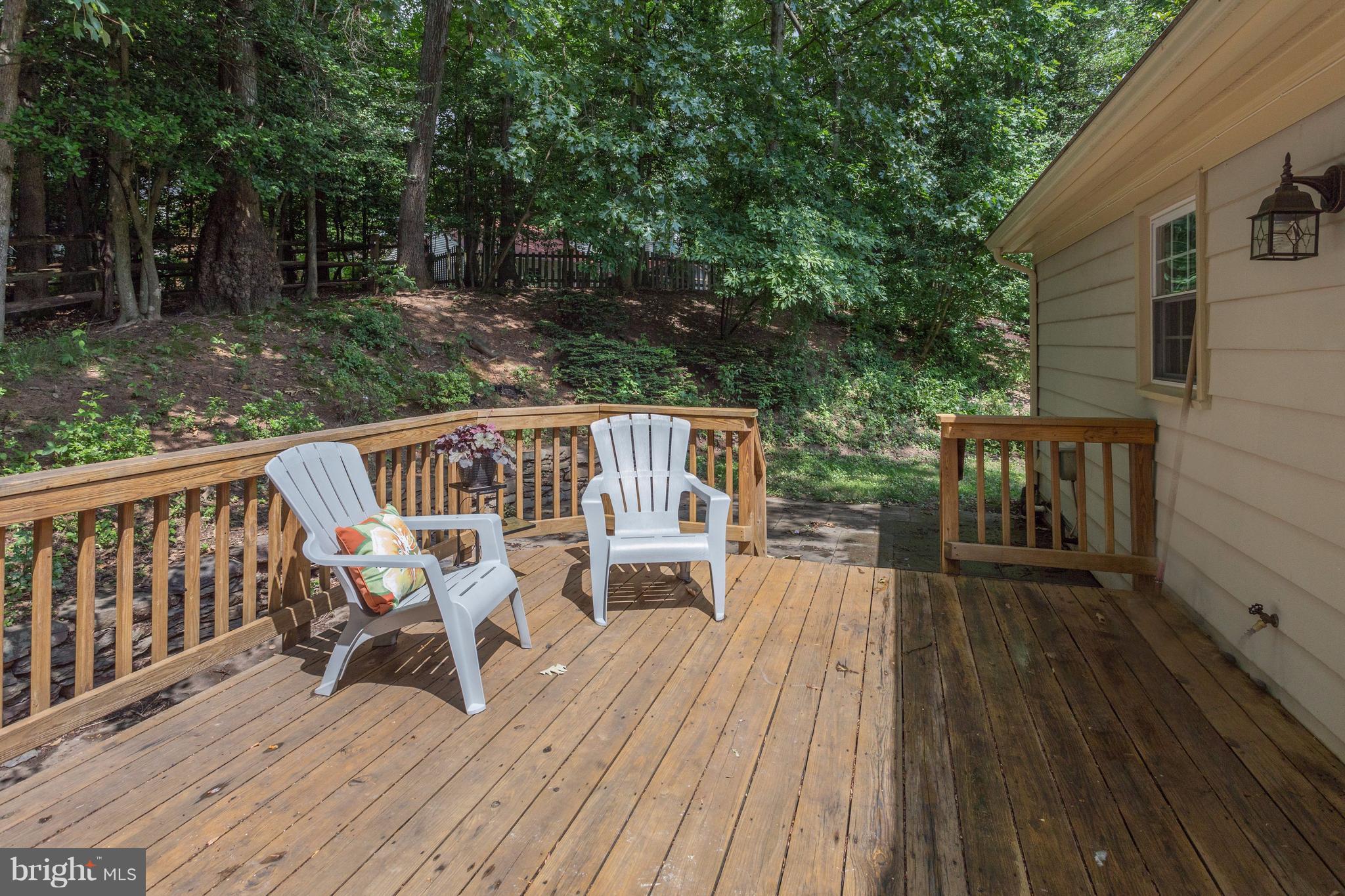 9803 Natick Road Burke, VA 22015 - Photo 28 of 29 Exterior (Rear)