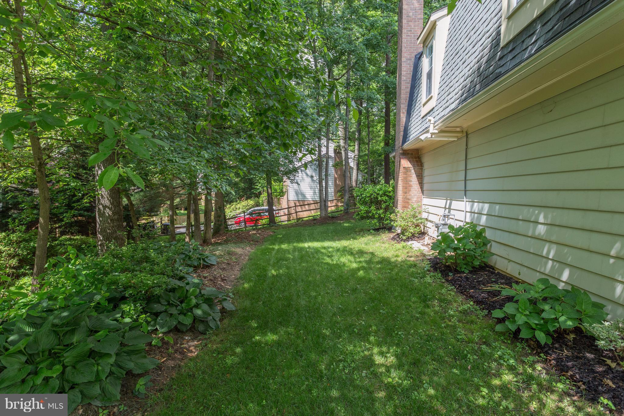 9803 Natick Road Burke, VA 22015 - Photo 29 of 29 Exterior (General)