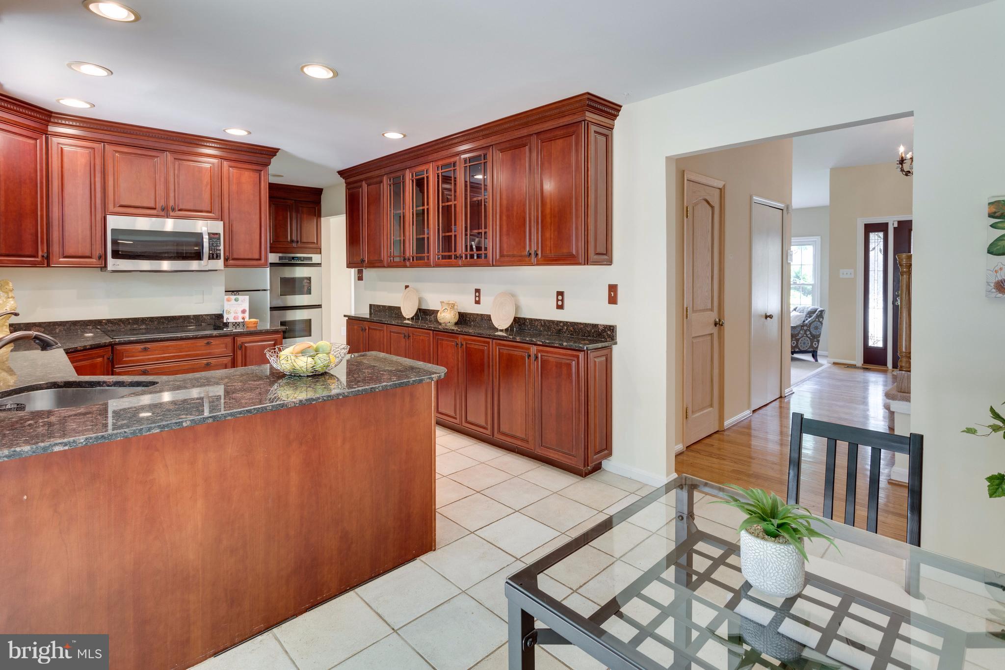 9803 Natick Road Burke, VA 22015 - Photo 6 of 29 Kitchen