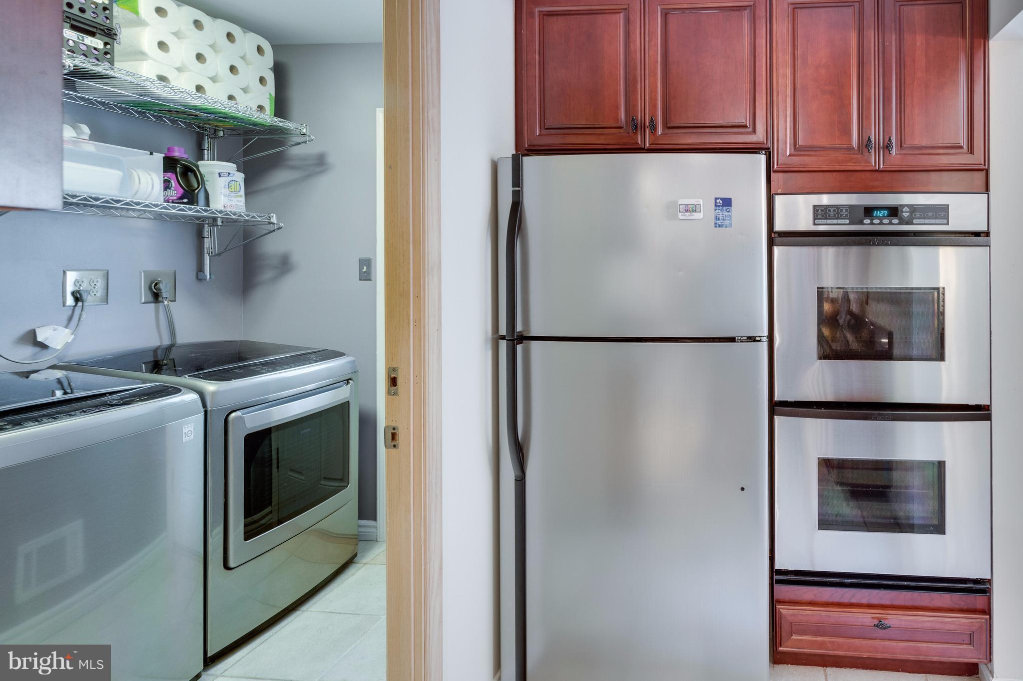 9803 Natick Road Burke, VA 22015 - Photo 10 of 29 Kitchen