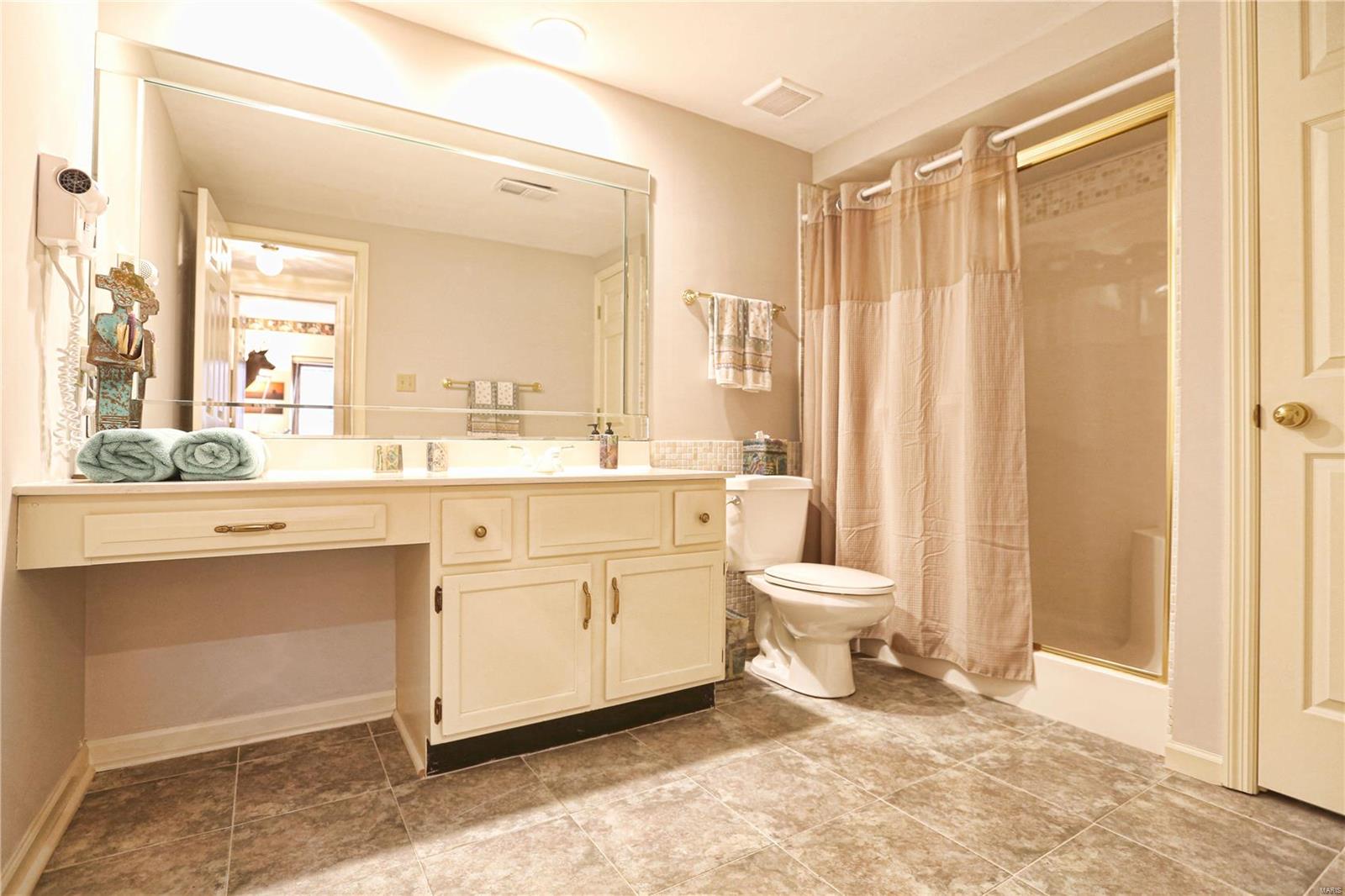 1726 Horseshoe Ridge Road Chesterfield, MO 63005 - Photo 29 of 49 Gallery Image 29