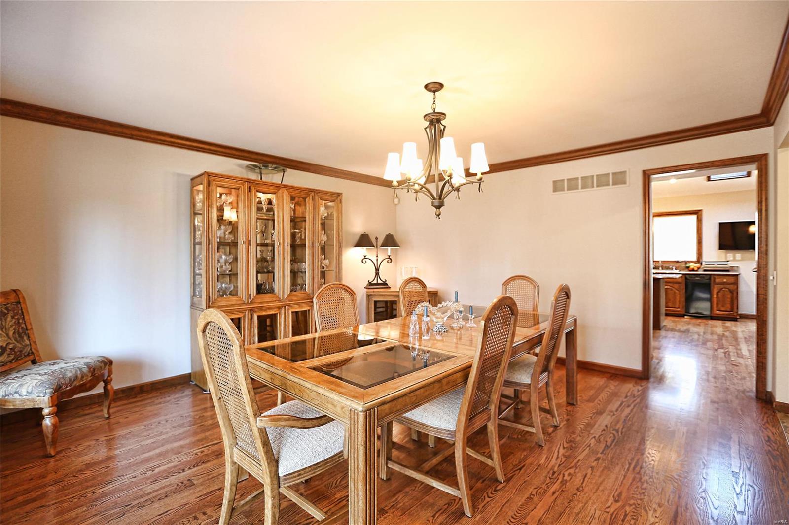 1726 Horseshoe Ridge Road Chesterfield, MO 63005 - Photo 9 of 49 Gallery Image 9