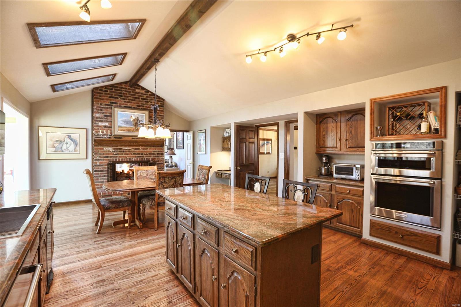 1726 Horseshoe Ridge Road Chesterfield, MO 63005 - Photo 10 of 49 Gallery Image 10