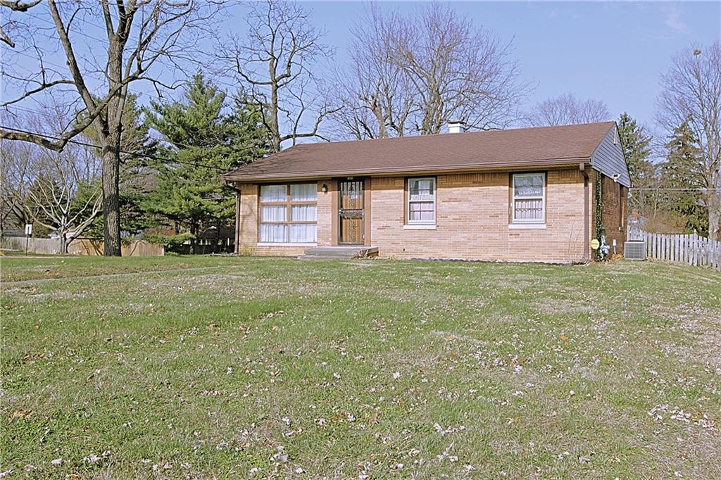 2406 East Thompson Road Indianapolis, IN 46227 - Photo 3 of 25 Gallery Image 3