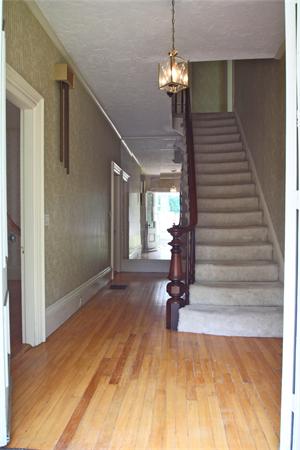 389 Worcester Street Wellesley, MA 02481 - Photo 3 of 21 Gallery Image 3