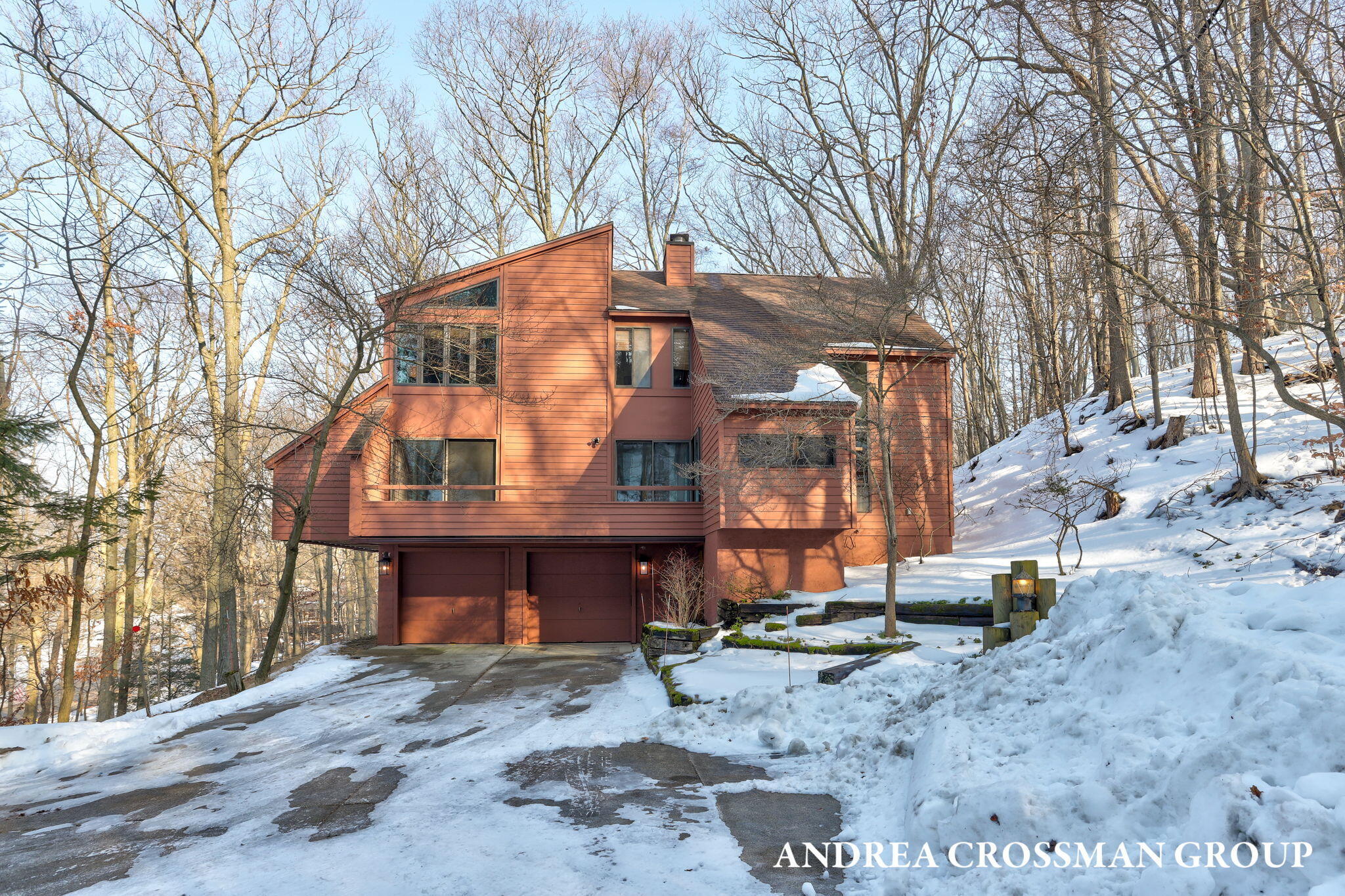 18344 North Shore Estates Road Spring Lake, MI 49456 - Photo 1 of 73 4-web-or-mls-18344-n-shore-estates-rd