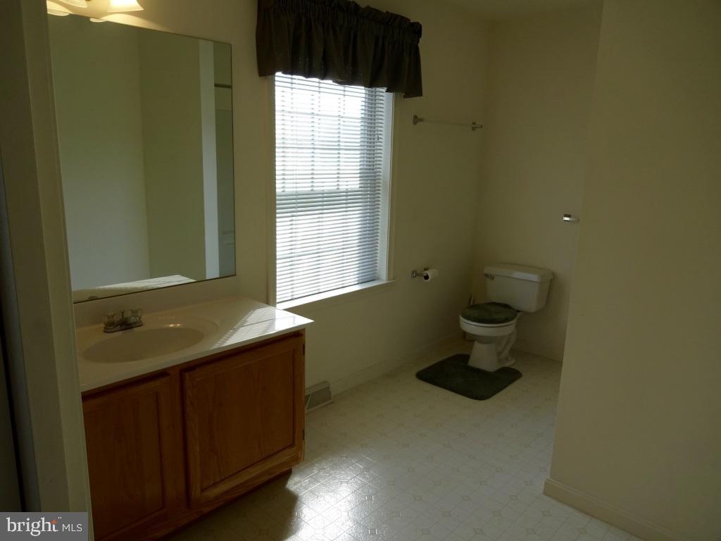 102 Country Ridge Drive Red Lion, PA 17356 - Photo 12 of 29 Gallery Image 12