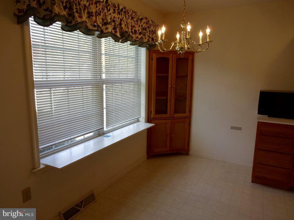 102 Country Ridge Drive Red Lion, PA 17356 - Photo 6 of 29 Gallery Image 6