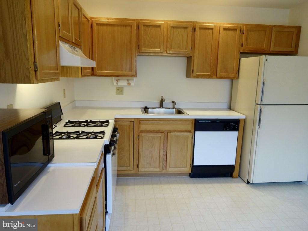 102 Country Ridge Drive Red Lion, PA 17356 - Photo 9 of 29 Gallery Image 9