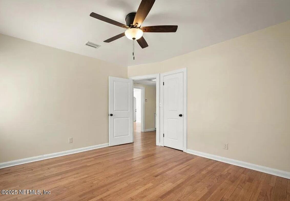 1639 Parrish Place Jacksonville, FL 32205 - Photo 5 of 10 Screenshot_17-3-2025_141627_www.zillow.c