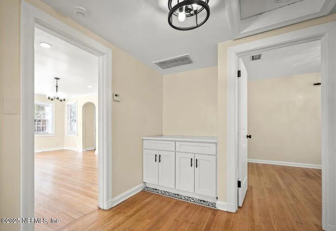 1639 Parrish Place Jacksonville, FL 32205 - Photo 7 of 10 Screenshot_17-3-2025_141450_www.zillow.c