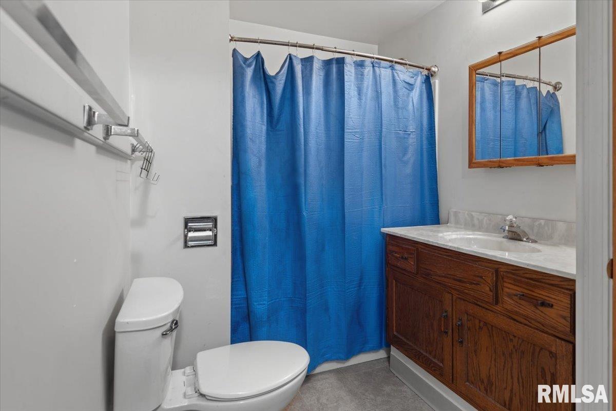 16 Salem Road Springfield, IL 62702 - Photo 13 of 28 Gallery Image 13