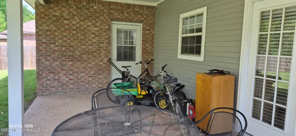 $264,900 | 188 Oak Grove Drive, Brandon, MS 39047