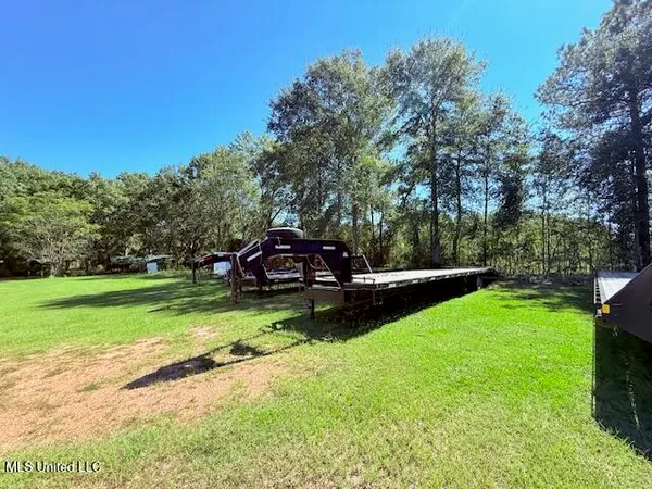 $259,000 | 608 East 98th Highway, Tylertown, MS 39667