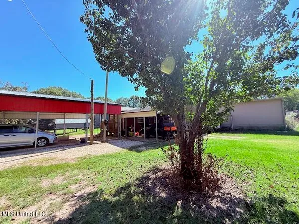 $259,000 | 608 East 98th Highway, Tylertown, MS 39667