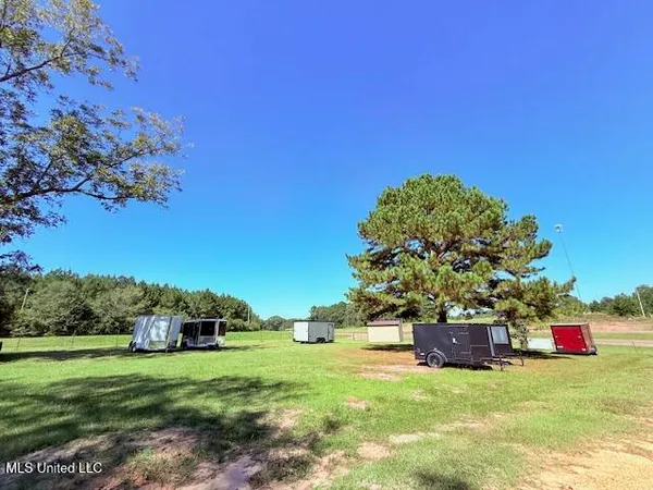 $259,000 | 608 East 98th Highway, Tylertown, MS 39667