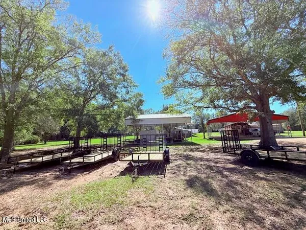 $259,000 | 608 East 98th Highway, Tylertown, MS 39667