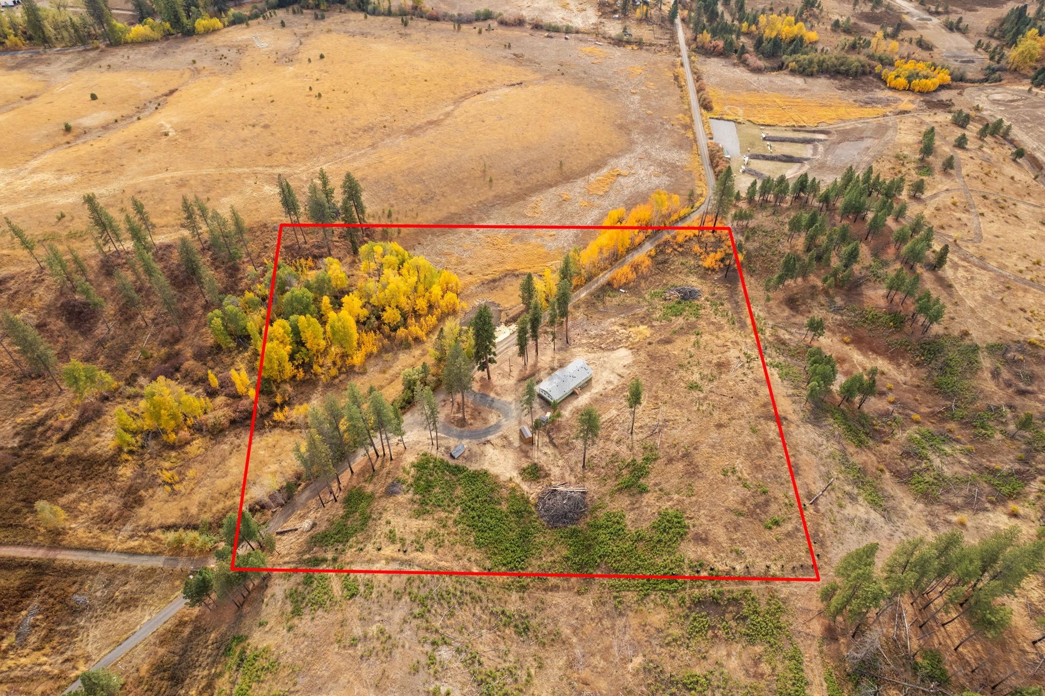 9005 South Jons Road Mica, WA 99023 - Photo 1 of 38 Gallery Image 1