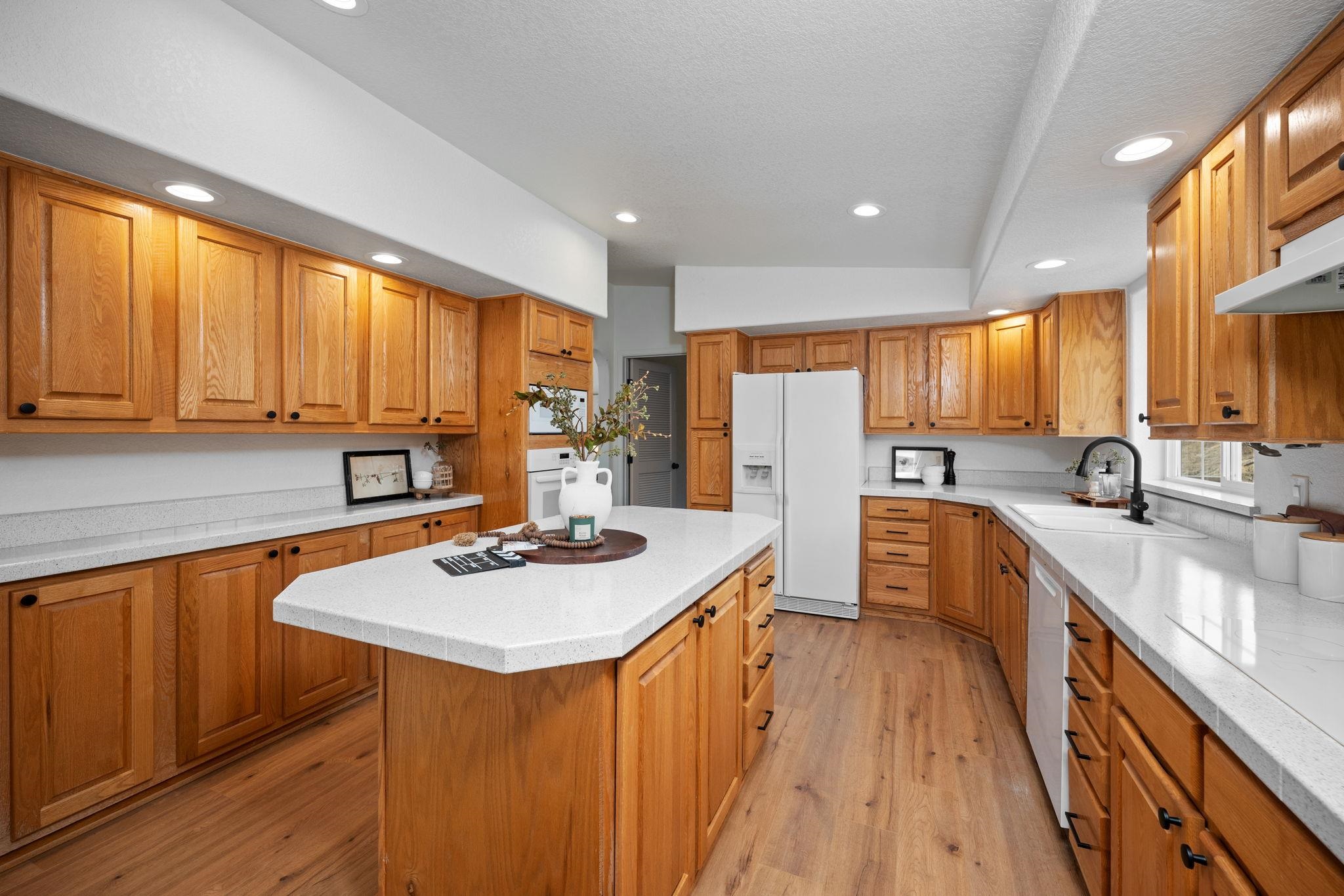 9005 South Jons Road Mica, WA 99023 - Photo 14 of 38 Gallery Image 14