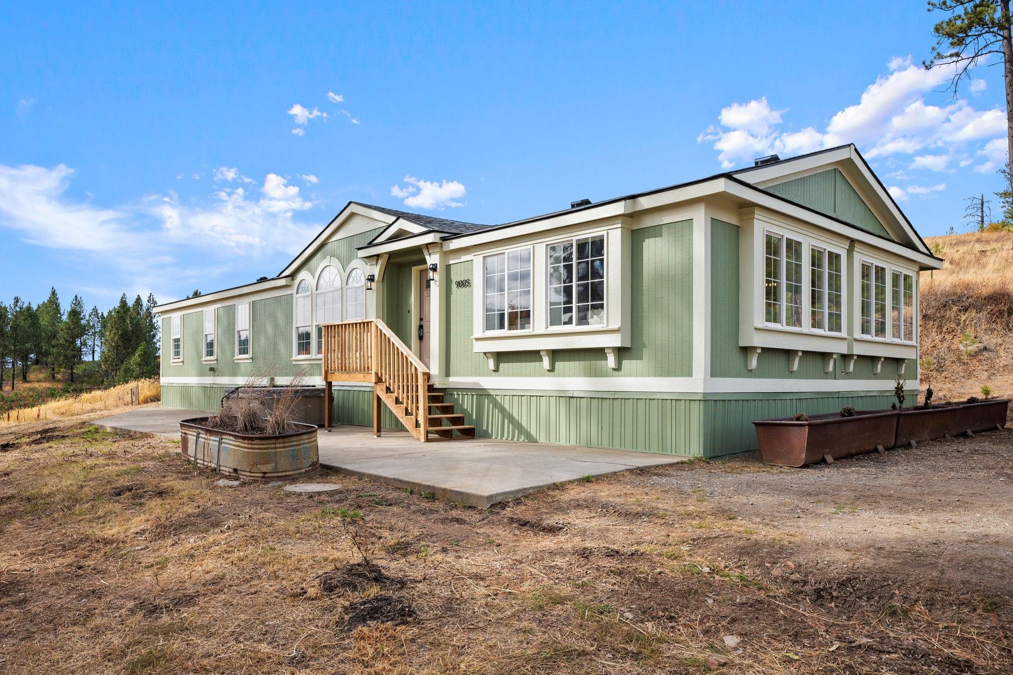 9005 South Jons Road Mica, WA 99023 - Photo 3 of 38 Gallery Image 3