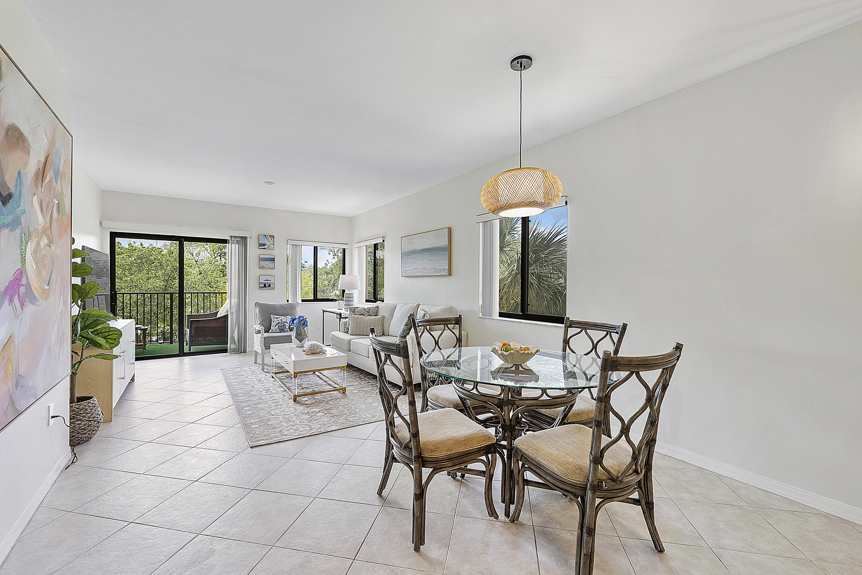 2105 Lavers Circle, Unit 305 Delray Beach, FL 33444 - Photo 14 of 43 2105 Lavers Cir_020