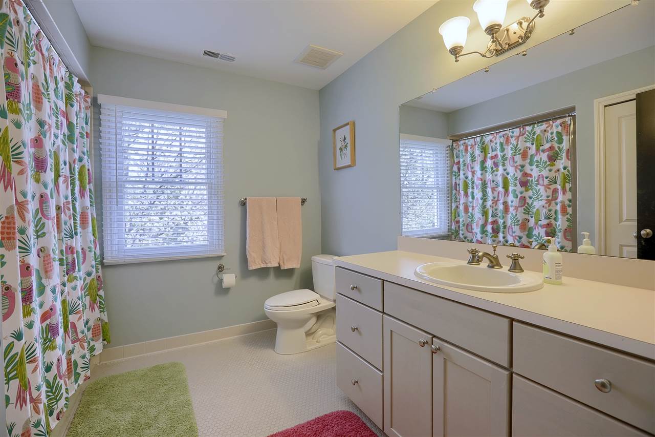 1440 Washington Rochester, MI 48306 - Photo 35 of 50 50011642-40.JPG