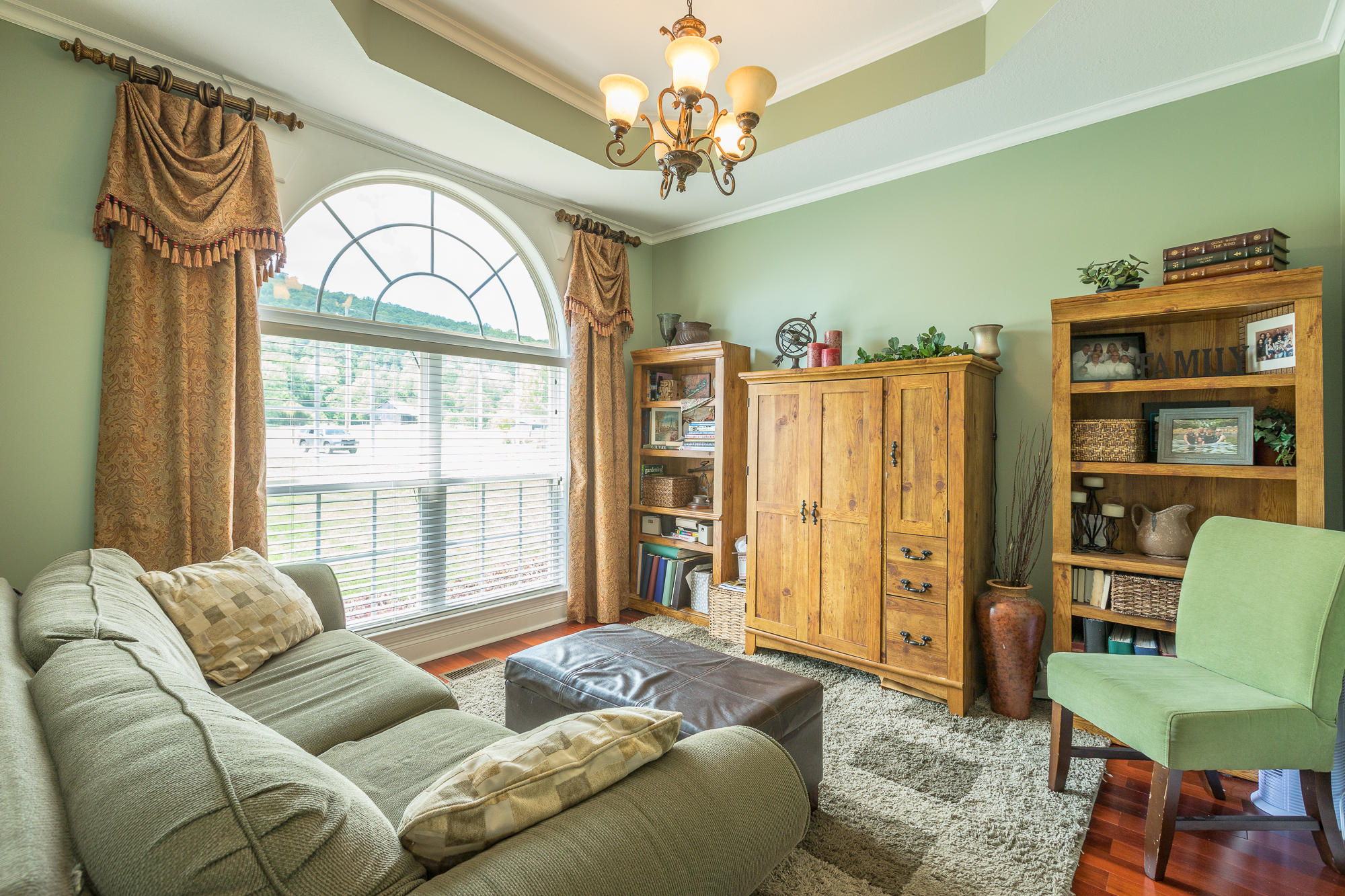 250 Shady Grove Road Sequatchie, TN 37374 - Photo 11 of 46 Sitting Room or Formal Dining Room