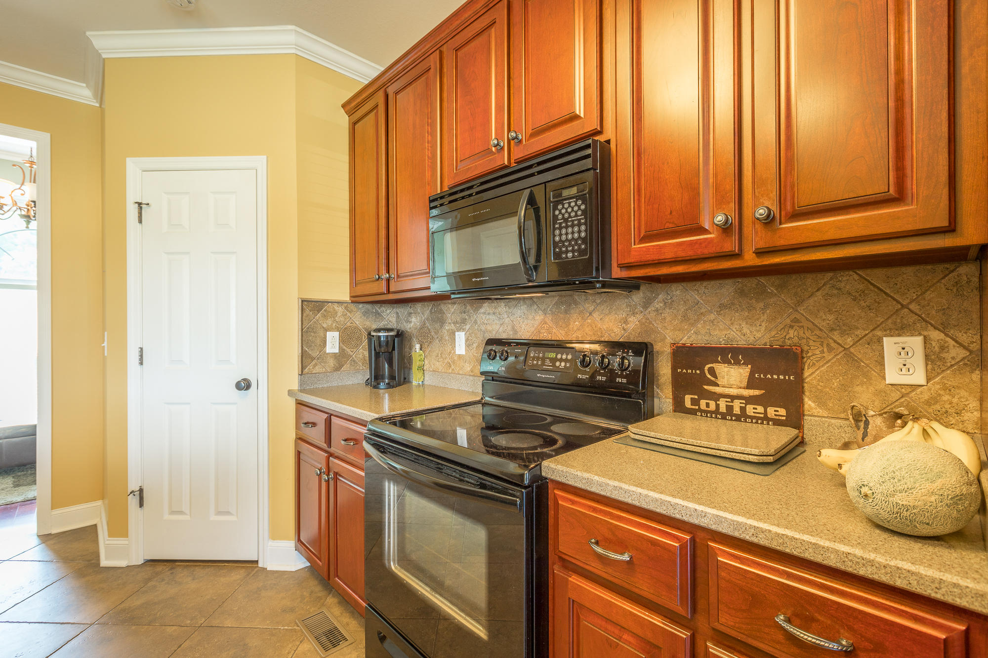 250 Shady Grove Road Sequatchie, TN 37374 - Photo 24 of 46 Kitchen with appliances