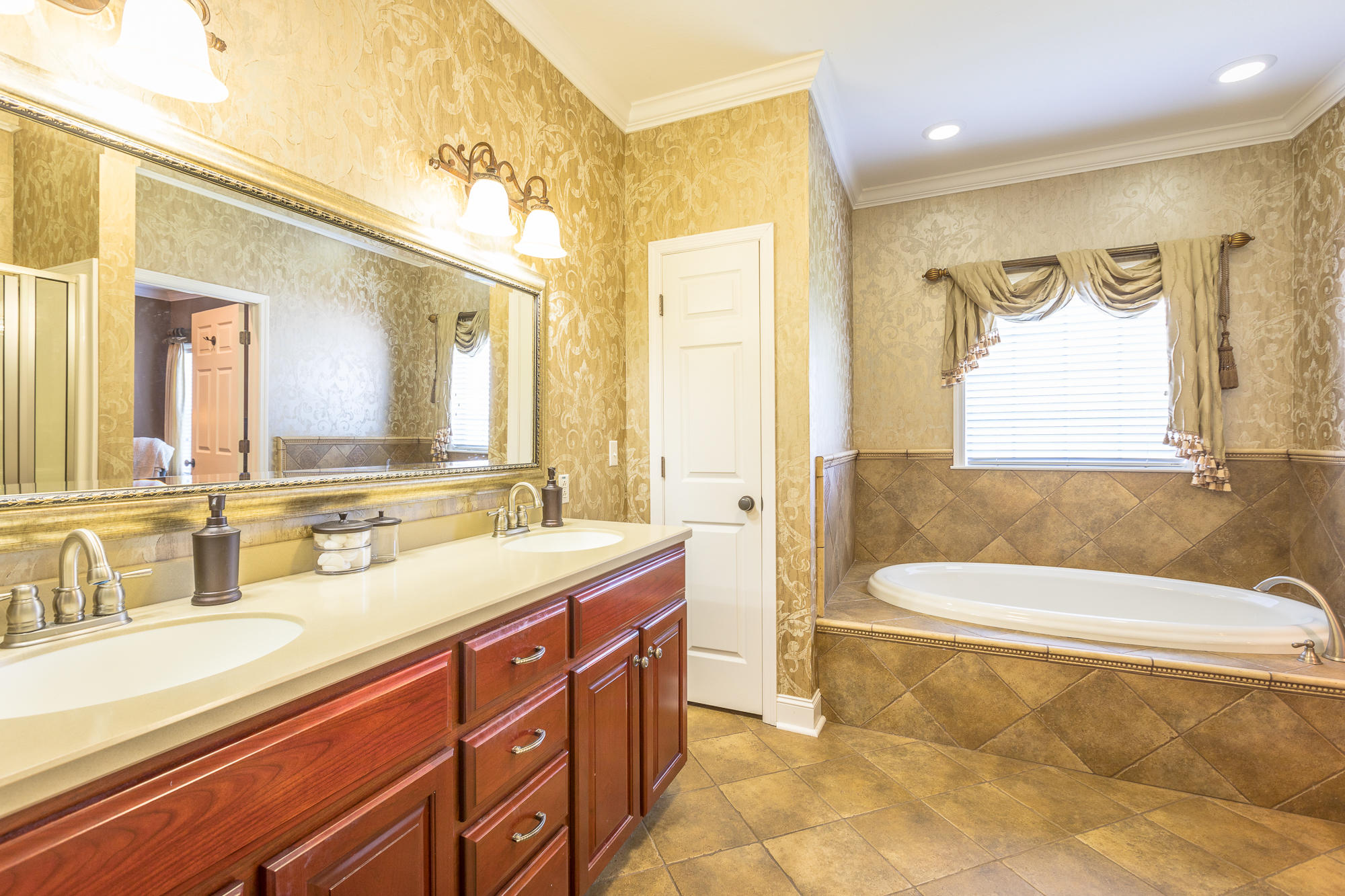 250 Shady Grove Road Sequatchie, TN 37374 - Photo 31 of 46 His and Her Vanities