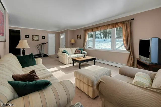 $499,999 | 33 Shongum Road, Randolph, NJ 07869