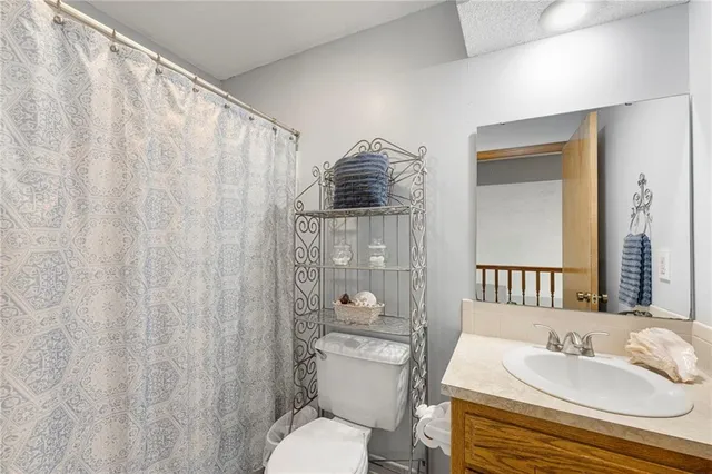 $305,000 | 603 North Sycamore Street, Gardner, KS 66030