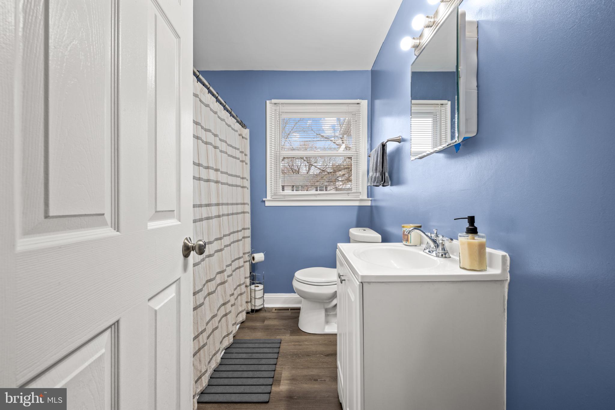 6 Sussex Road Marlton, NJ 08053 - Photo 19 of 22 Charming blue-hued bathroom retreat.