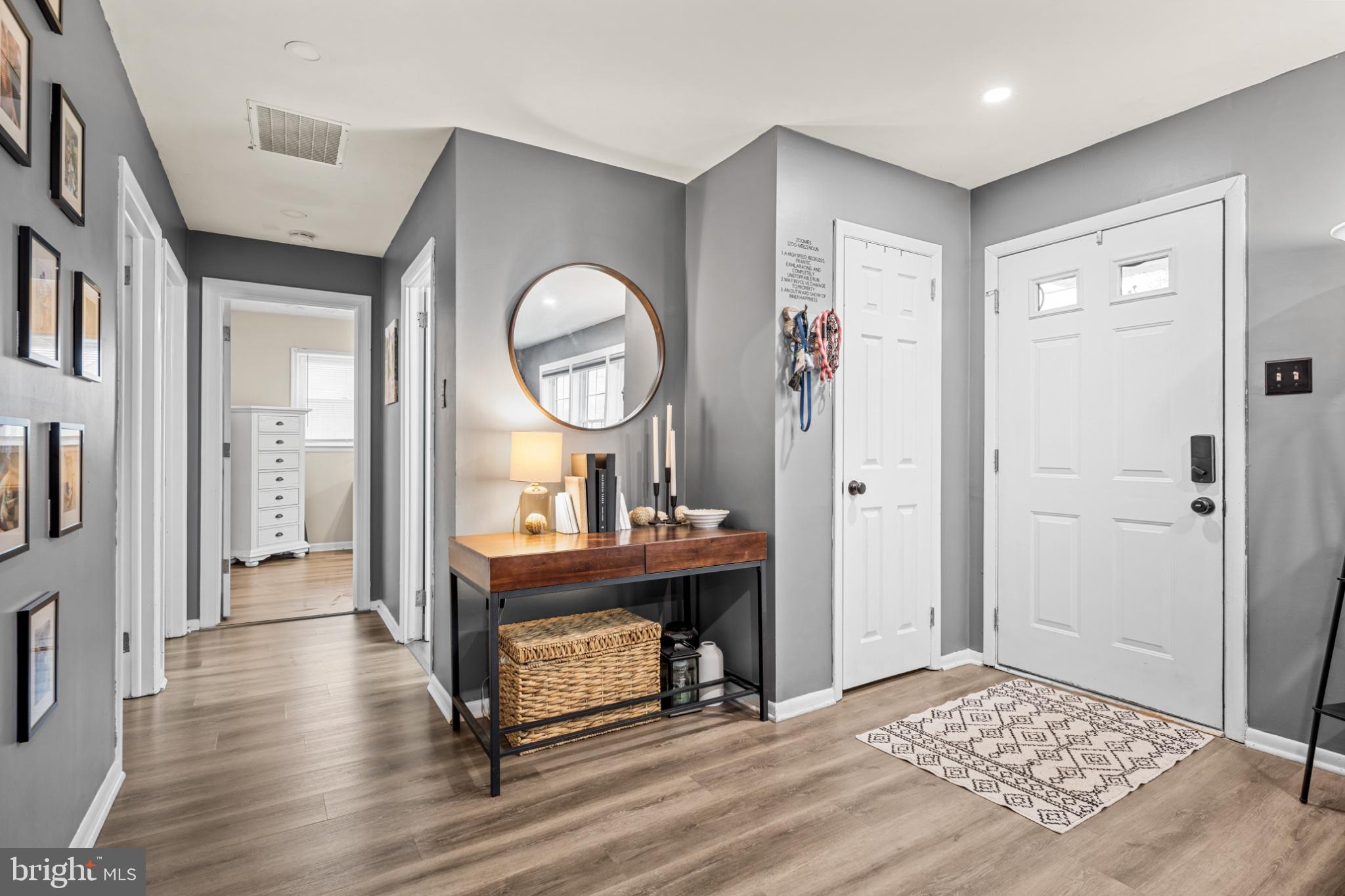 6 Sussex Road Marlton, NJ 08053 - Photo 4 of 22 Chic entryway with modern flair.