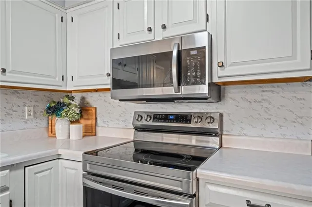 $350,000 | 12024 Goodman Street, Overland Park, KS 66213