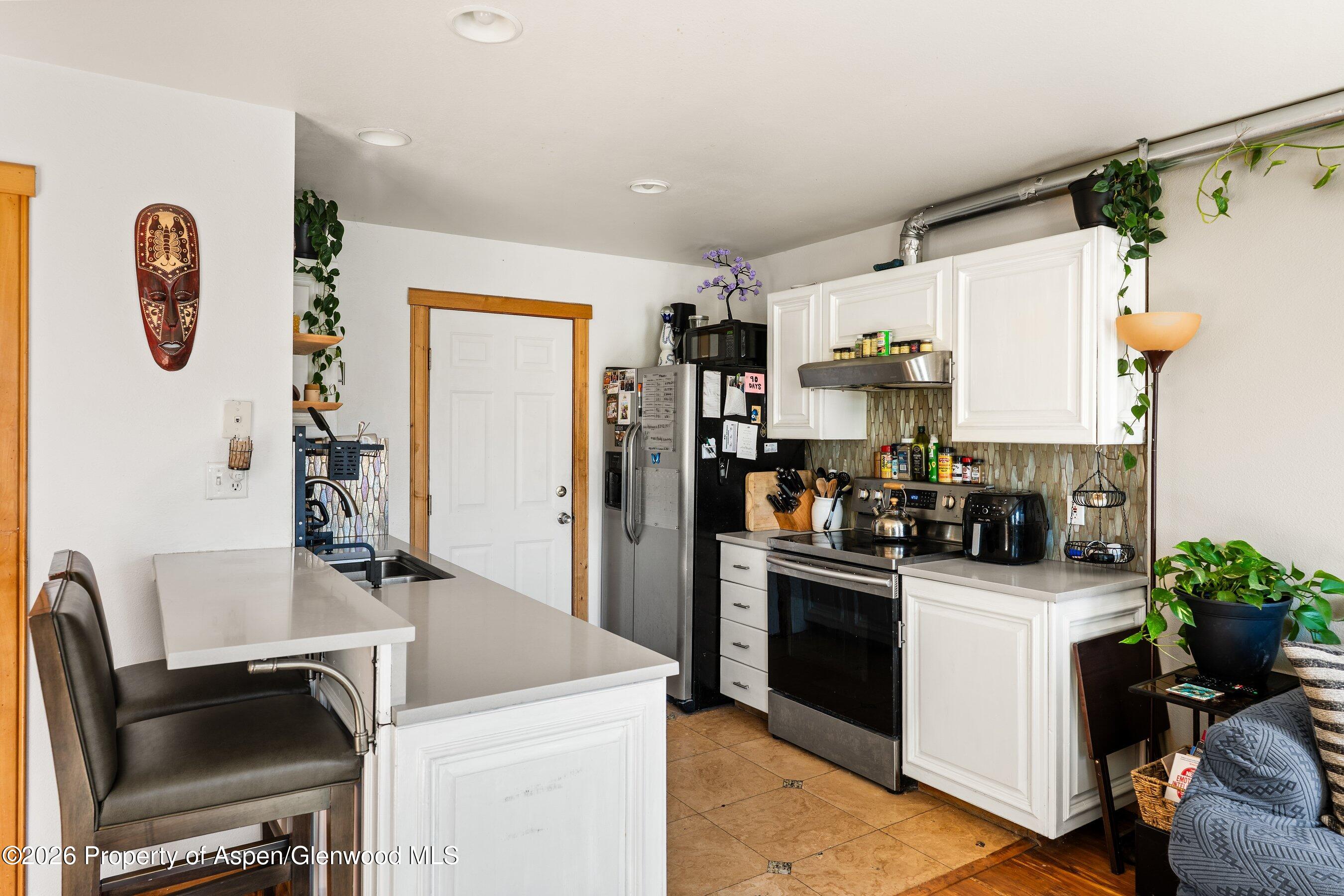 682 Alder Ridge Lane New Castle, CO 81647 - Photo 5 of 20 682AlderRidgeLn_26032009