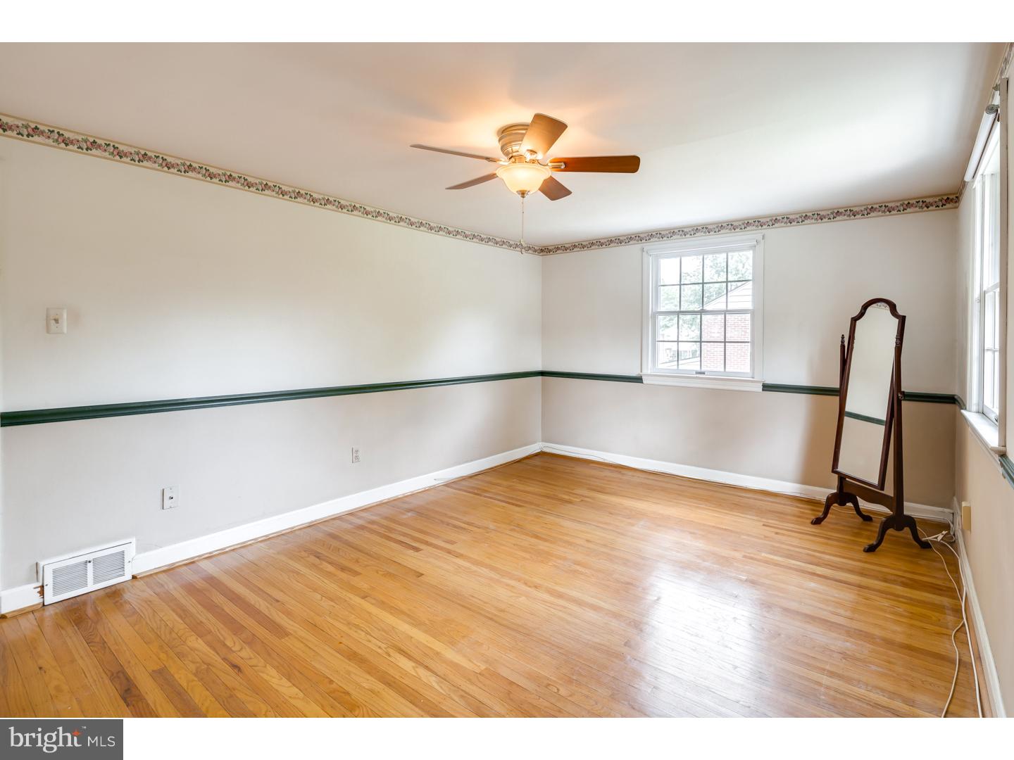 614 Wayne Avenue Haddonfield, NJ 08033 - Photo 19 of 25 Gallery Image 19
