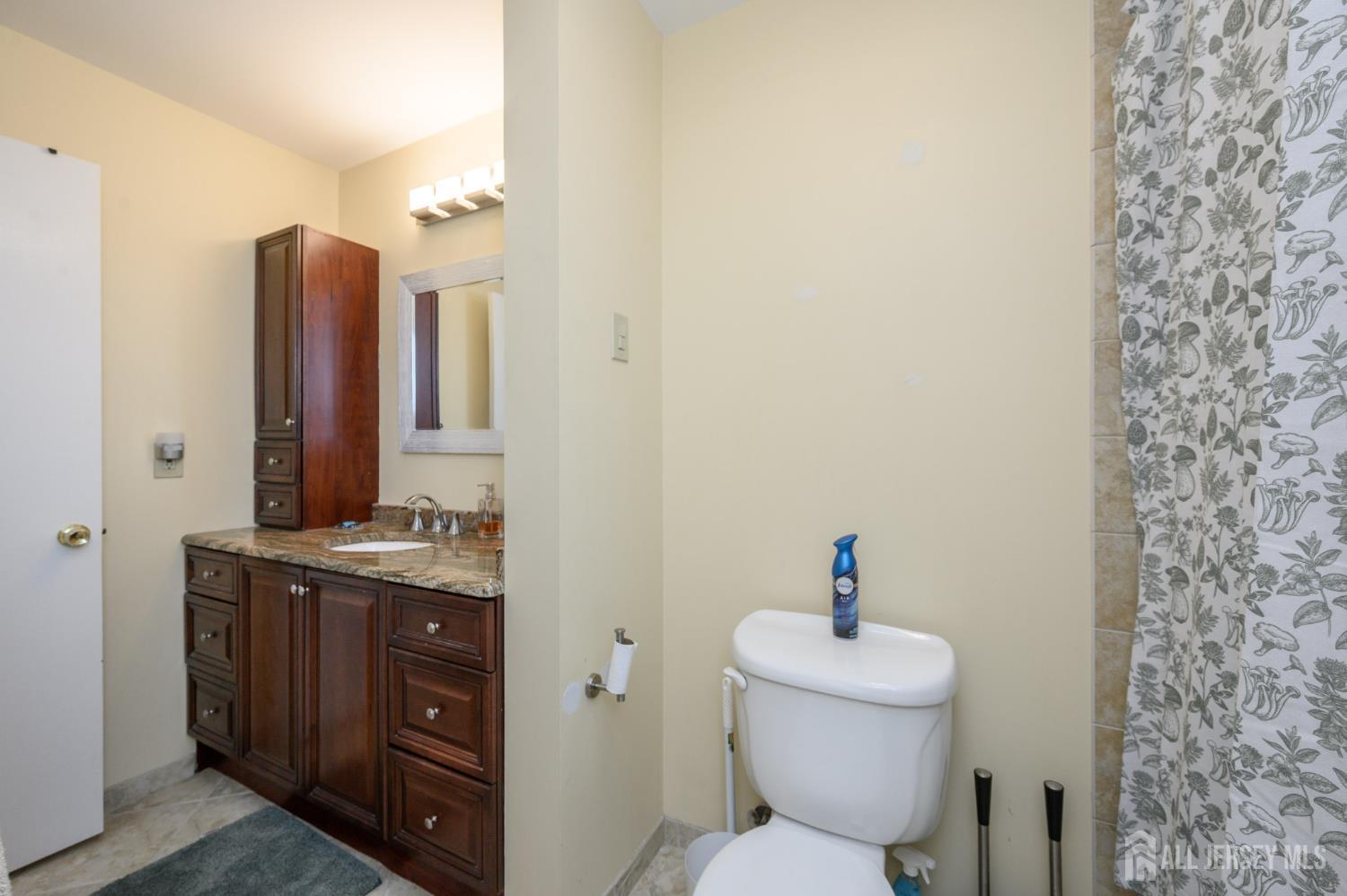 79 Sage Court Bedminster, NJ 07921 - Photo 18 of 25