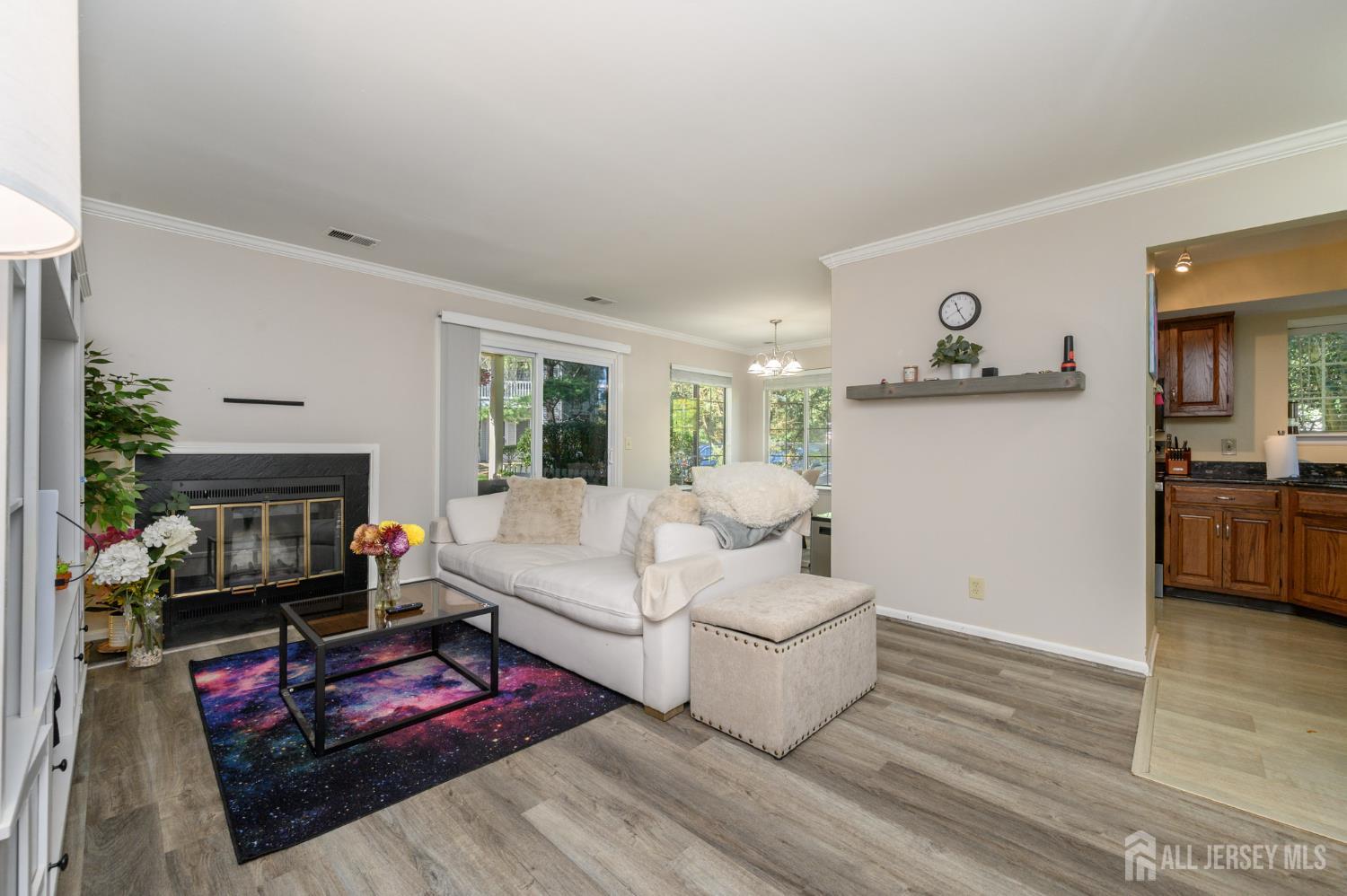 79 Sage Court Bedminster, NJ 07921 - Photo 5 of 25