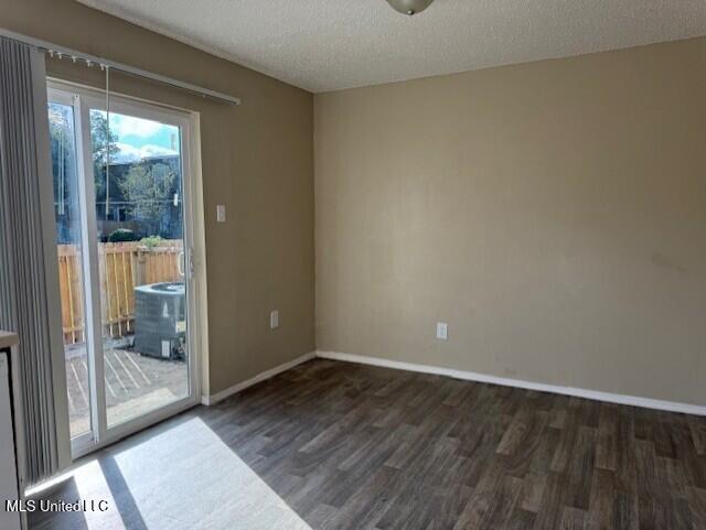 2823 Bienville Boulevard Ocean Springs, MS 39564 - Photo 14 of 19 thumbnail_IMG_8757