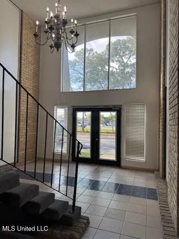 $1,065 | 2823 Bienville Boulevard, Ocean Springs, MS 39564