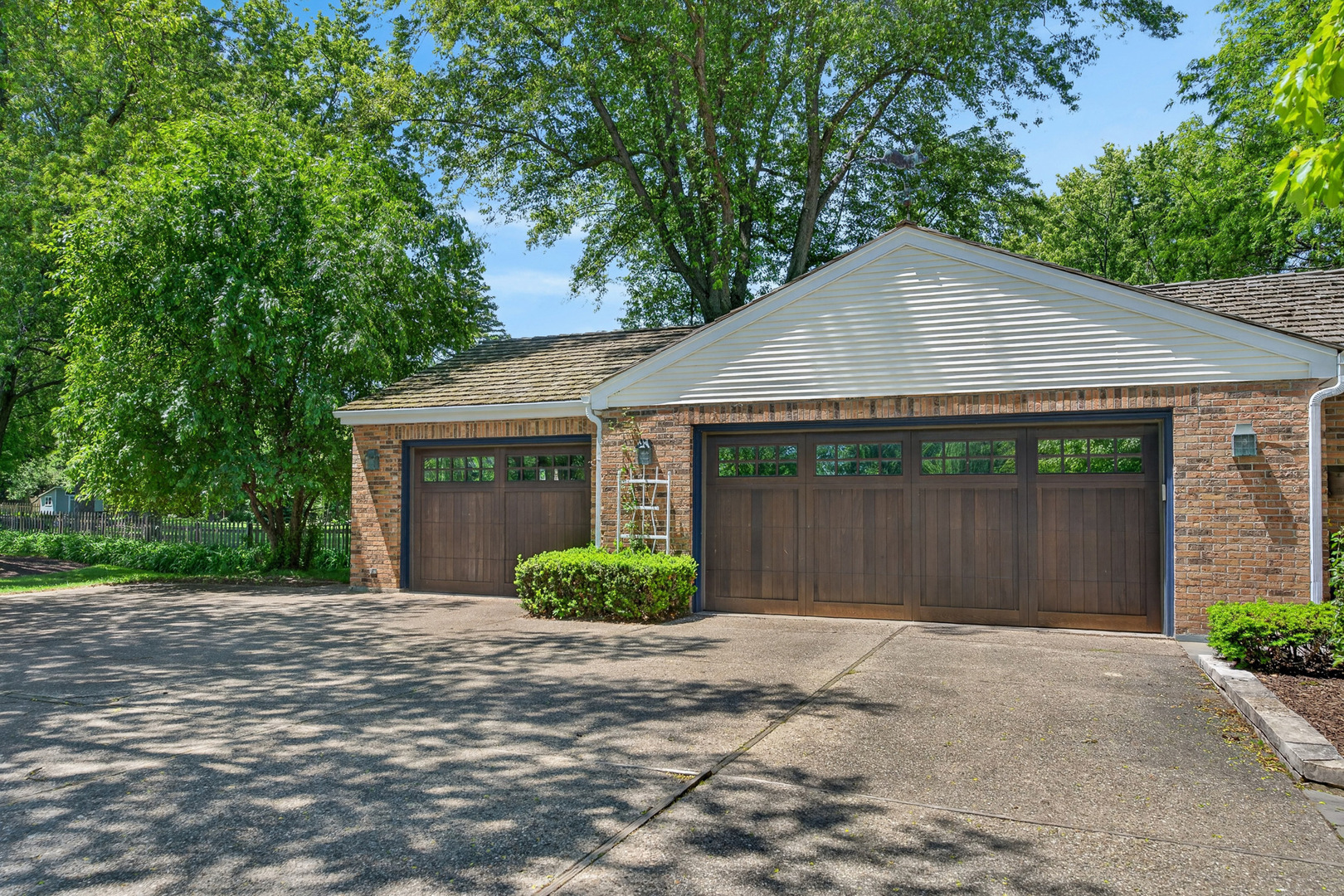 38 Forest Hills Road Lake Bluff, IL 60044 - Photo 8 of 49
