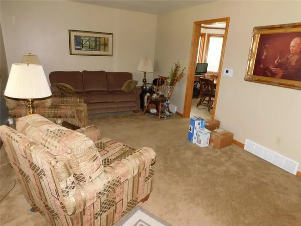 $309,900 | 571 South 7th Street, Sharpsville, PA 16150
