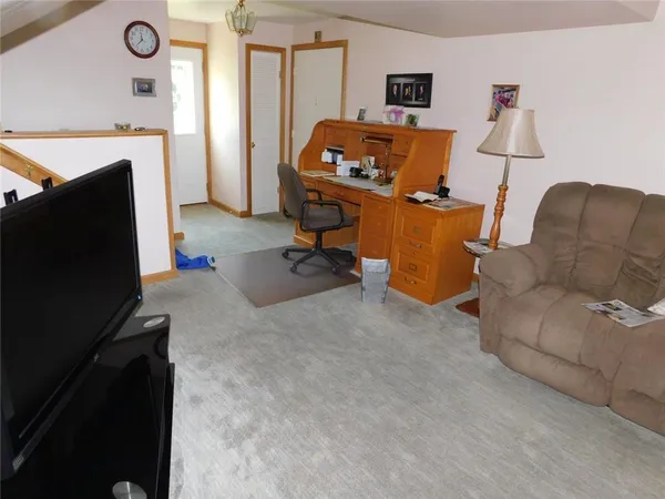 $309,900 | 571 South 7th Street, Sharpsville, PA 16150